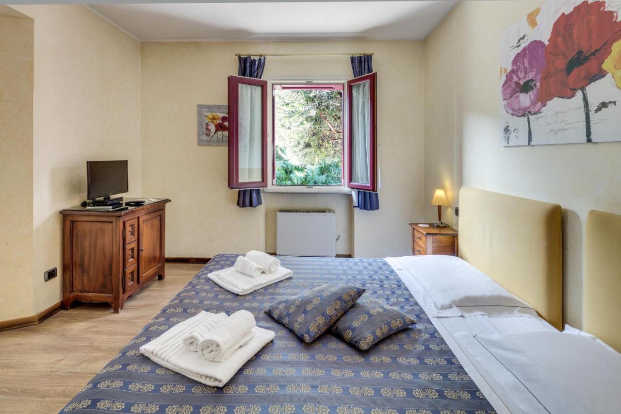 Castello Rosso Hotel Costigliole Saluzzo Екстериор снимка