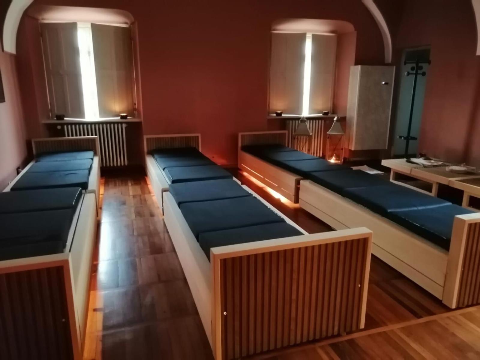 Castello Rosso Hotel Costigliole Saluzzo Екстериор снимка