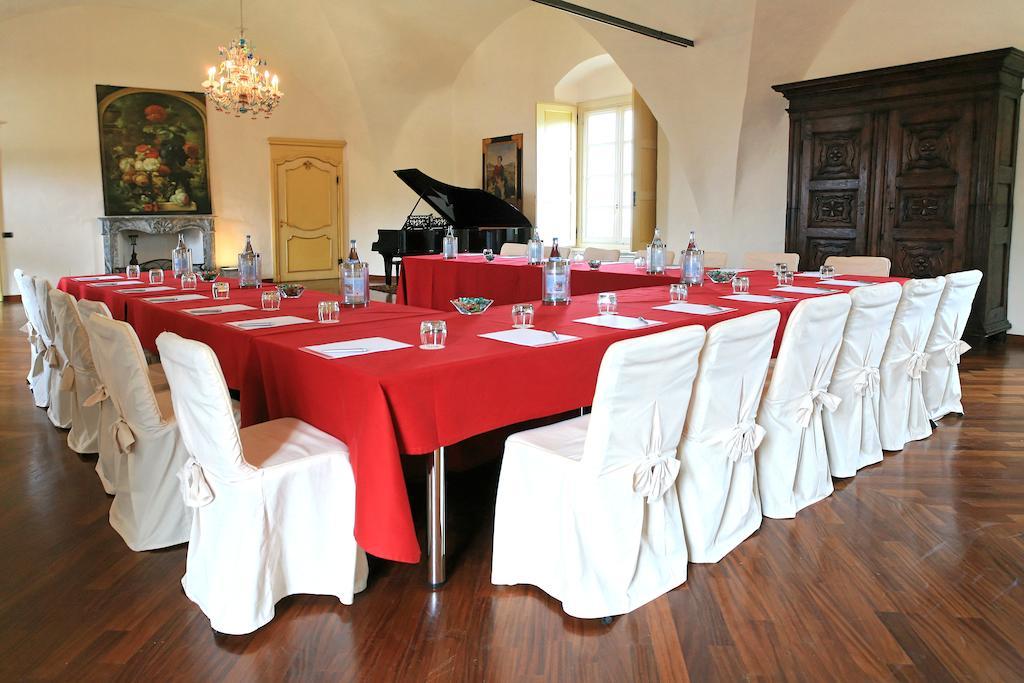 Castello Rosso Hotel Costigliole Saluzzo Екстериор снимка
