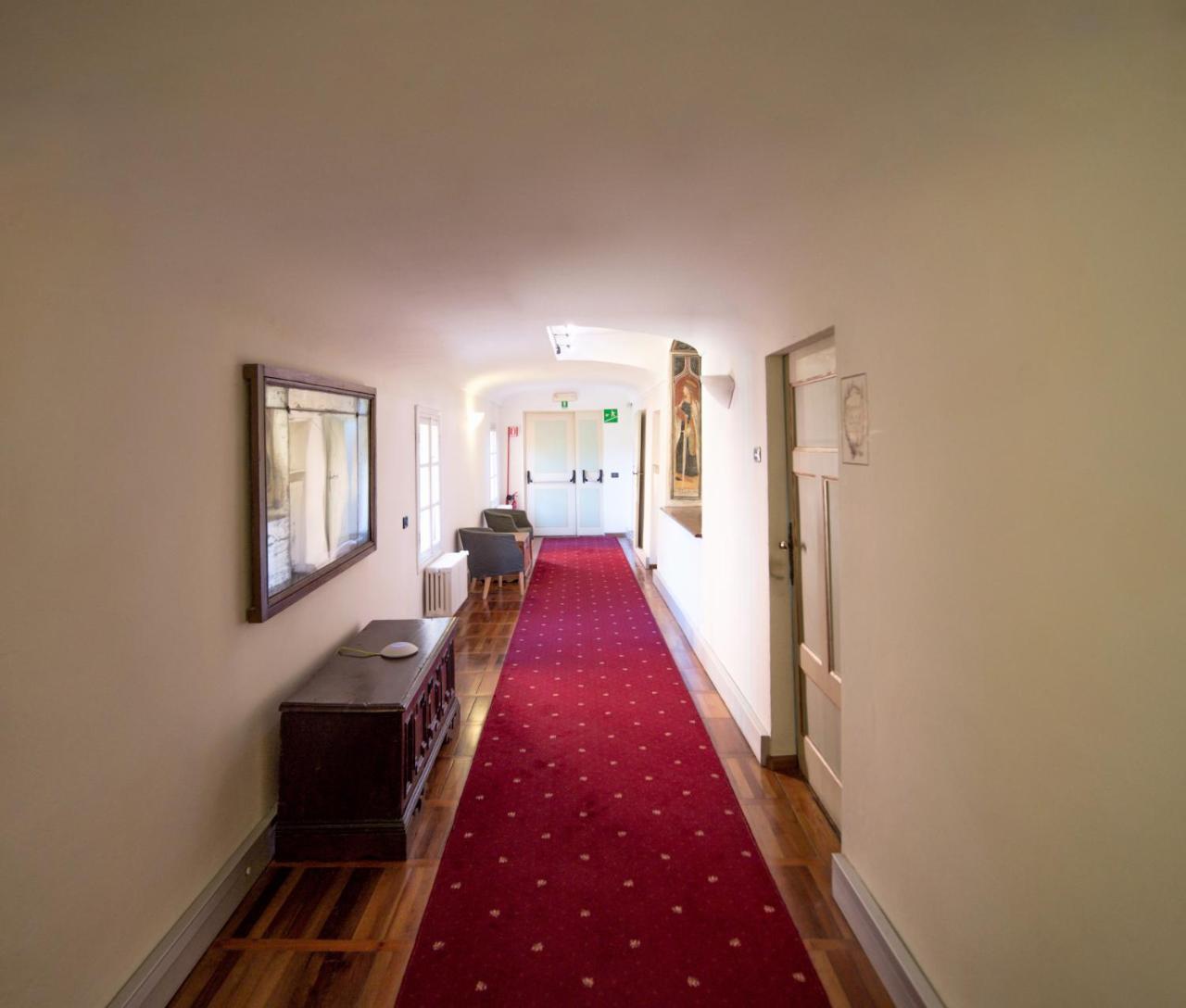 Castello Rosso Hotel Costigliole Saluzzo Екстериор снимка