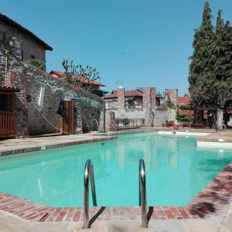 Castello Rosso Hotel Costigliole Saluzzo Екстериор снимка
